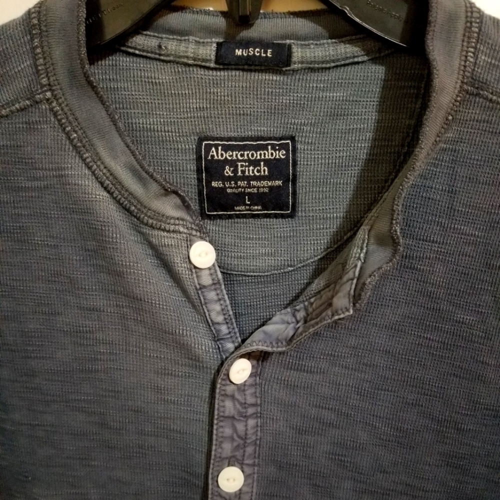 ABERCROMBIE MUSCLE SHIRT